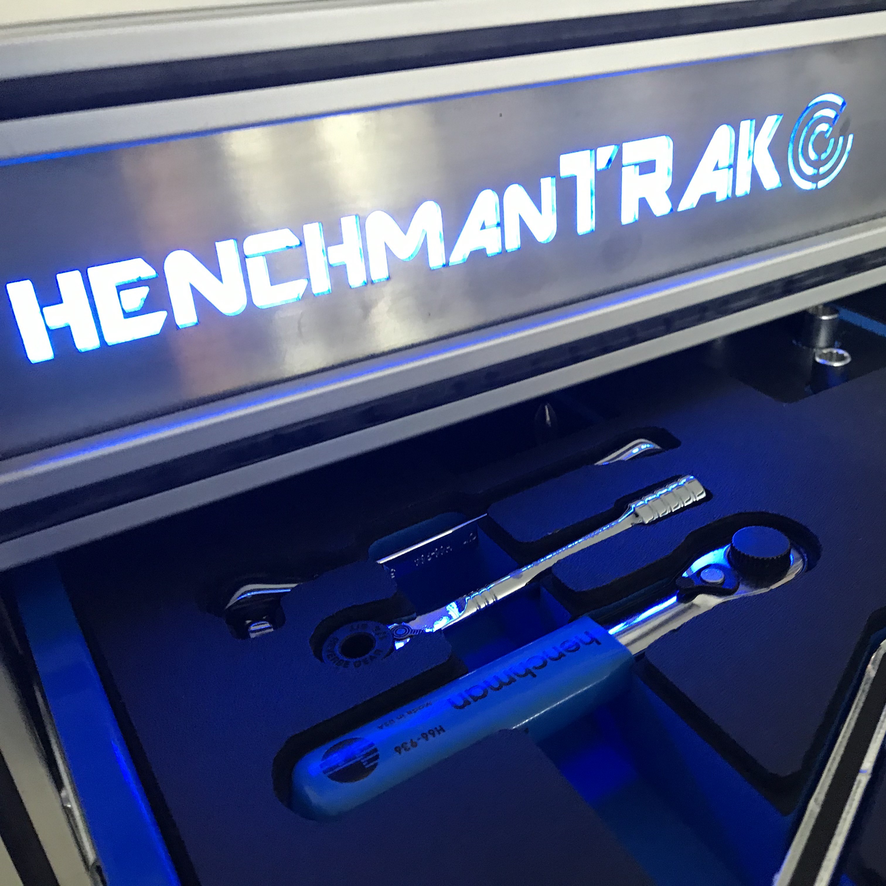 HenchmanTRAK Roller Cabinet kabTRAK